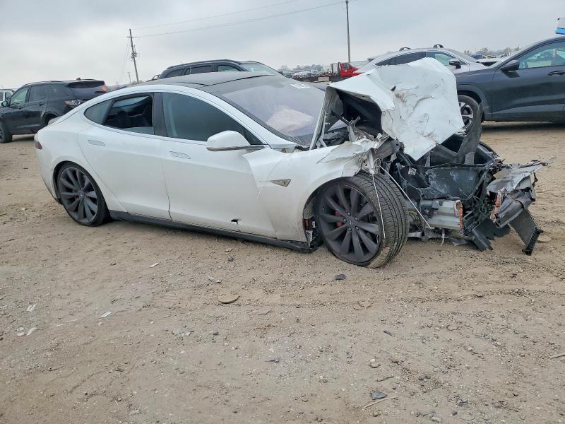 Photo 4 from auction – 2013 TESLA MODEL S with VIN 5YJSA1CP7DFP08029