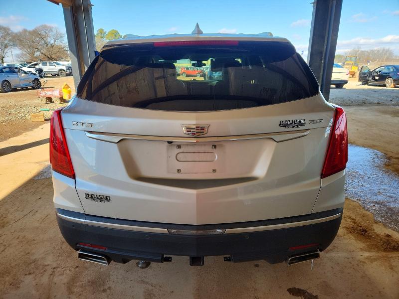 Photo 6 from auction – 2017 CADILLAC XT5 with VIN 1GYKNBRS0HZ217754