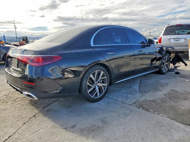 Photo 3 from auction – 2025 MERCEDES-BENZ E with VIN W1KLF4GB6SA126750