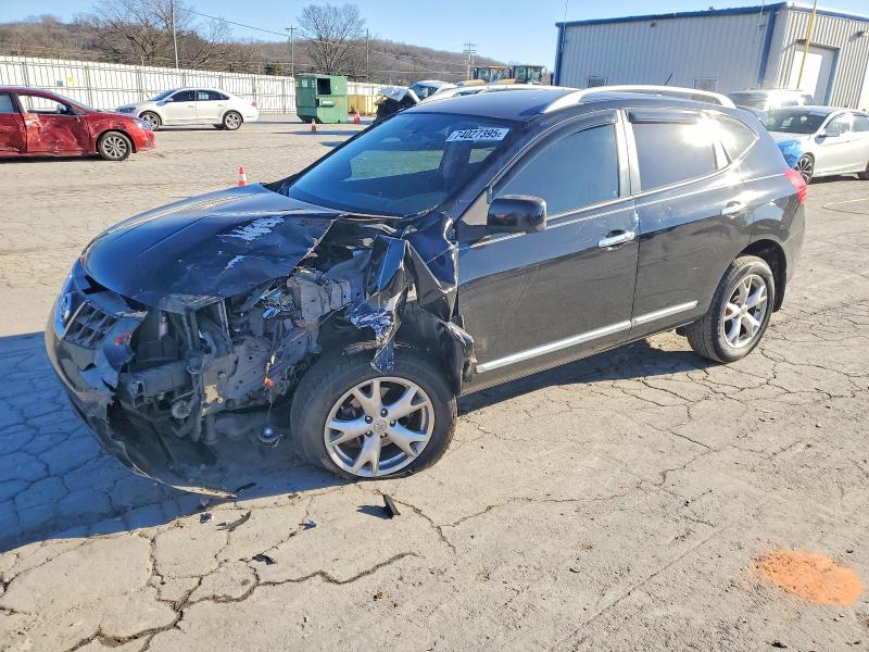 NISSAN ROGUE S 2011 with VIN JN8AS5MT7BW157819 - Photo from auction