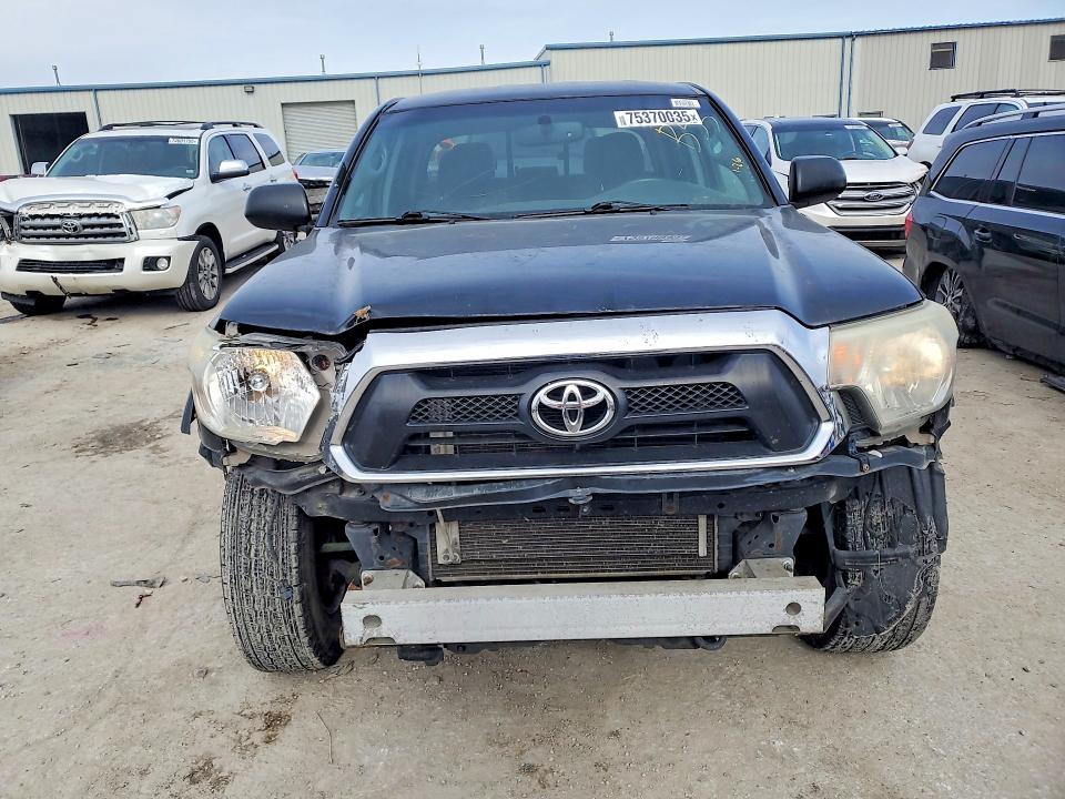 Photo 5 from auction – 2012 TOYOTA TACOMA DOU with VIN 3TMLU4EN5CM092639