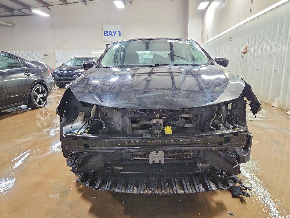 Photo 5 from auction – 2016 NISSAN SENTRA S with VIN 3N1AB7AP0GY288141