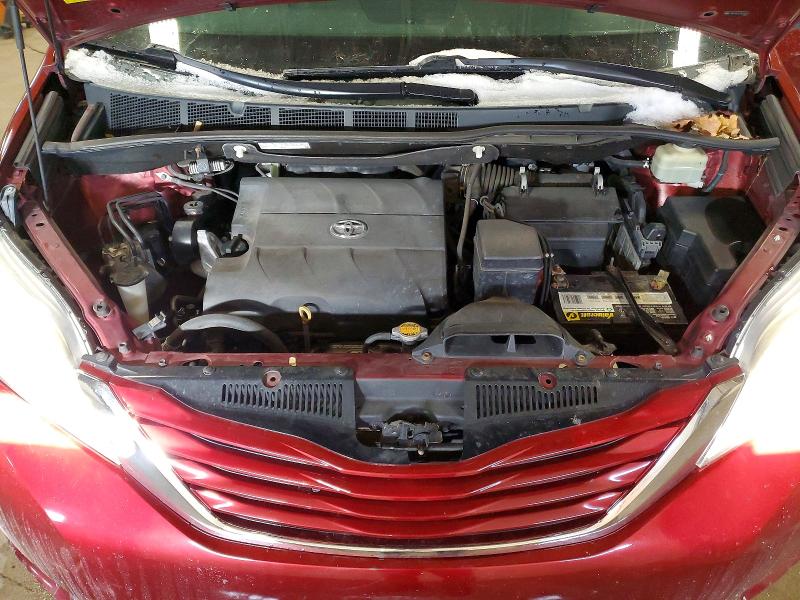 Photo 12 from auction – 2015 TOYOTA SIENNA with VIN 5TDKK3DC5FS679701