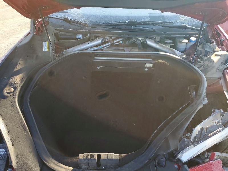 Photo 11 from auction – 2014 TESLA MODEL S with VIN 5YJSA1H15EFP39771
