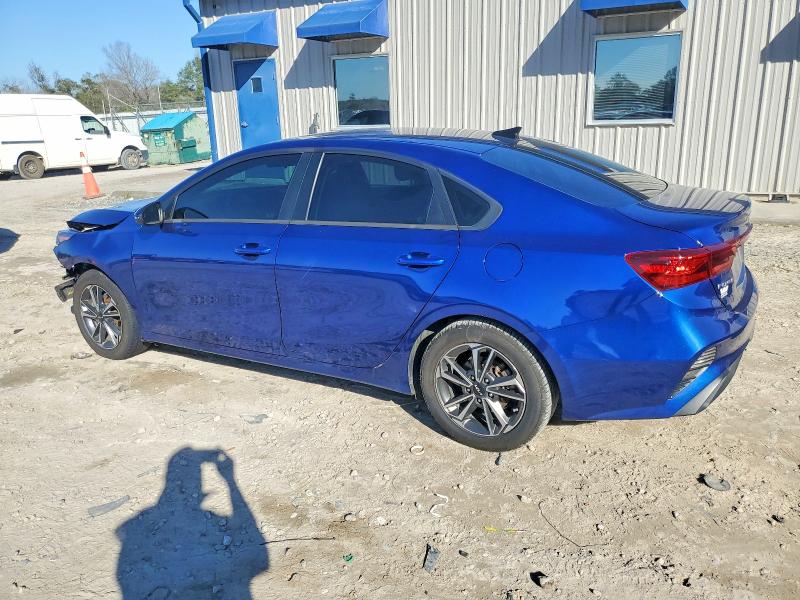 Photo 2 from auction – 2023 KIA FORTE with VIN 3KPF24AD6PE524039