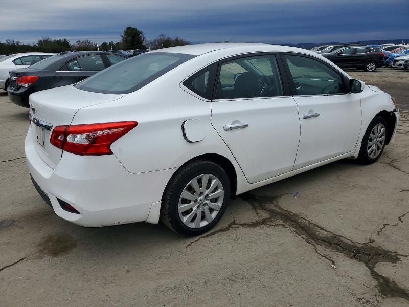 Photo 3 from auction – 2016 NISSAN SENTRA with VIN 3N1AB7AP0GY288074
