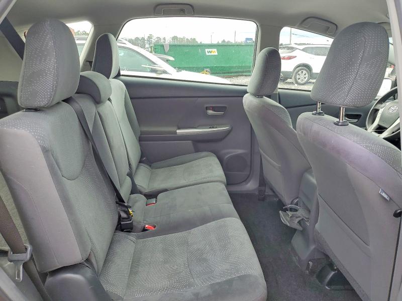 Photo 10 from auction – 2013 TOYOTA PRIUS V with VIN JTDZN3EU3D3255011