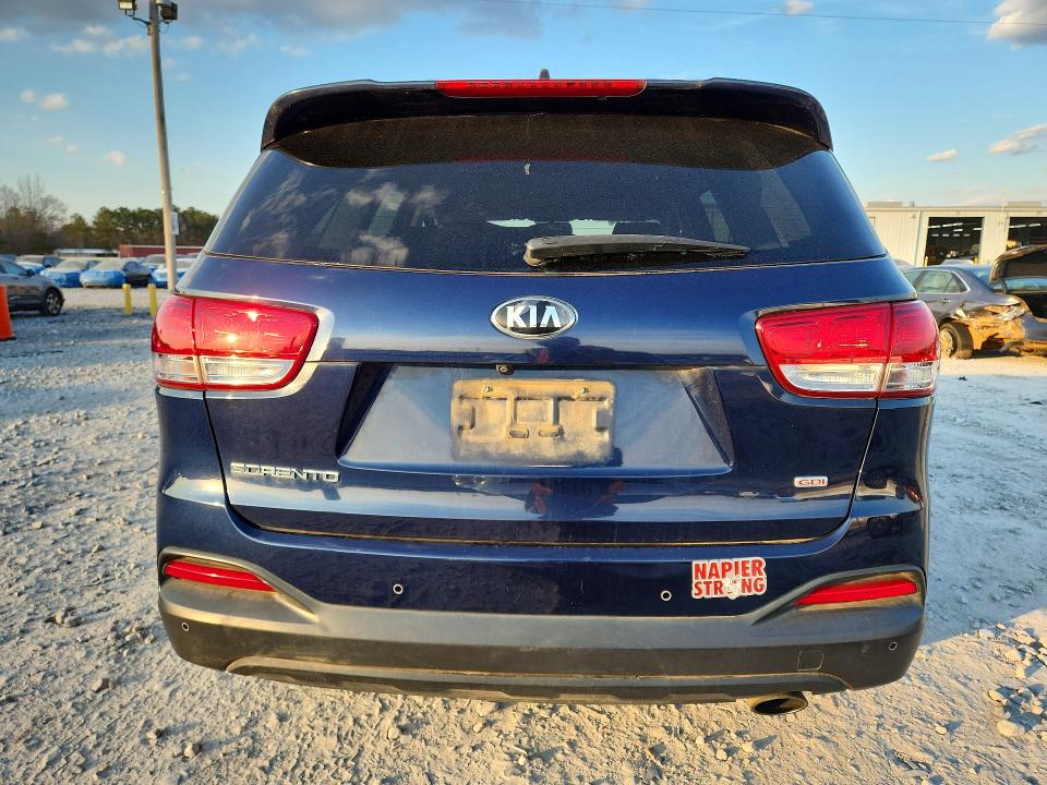 Photo 6 from auction – 2016 KIA SORENTO LX with VIN 5XYPG4A36GG092567