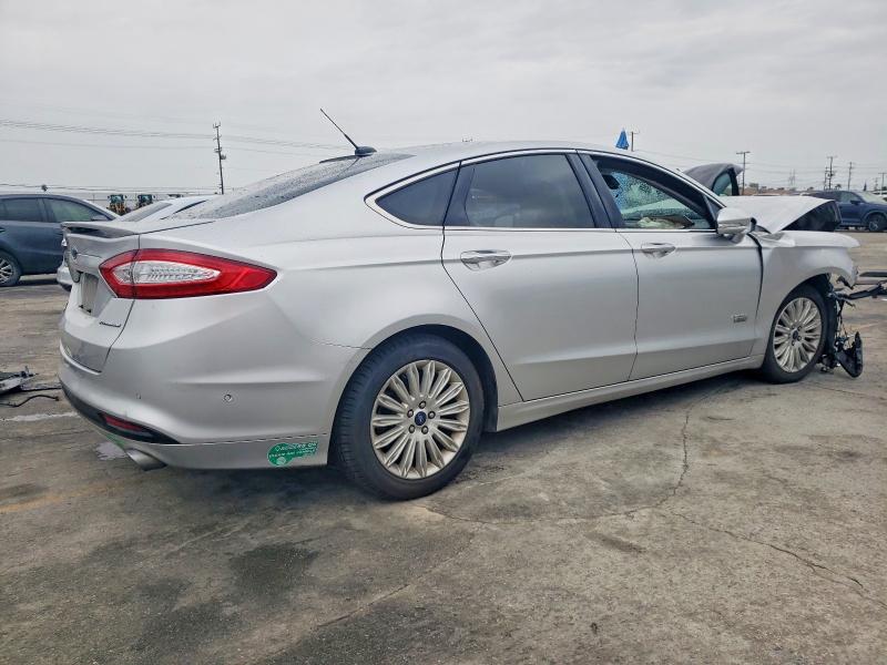 Photo 3 from auction – 2014 FORD FUSION TIT with VIN 3FA6P0SU4ER302068
