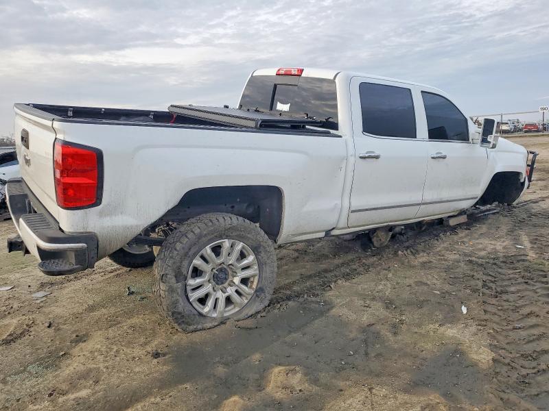 Photo 3 from auction – 2016 CHEVROLET SILVERADO with VIN 1GC1KWE81GF188020