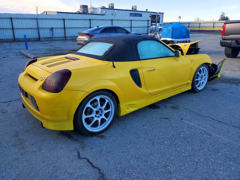 Photo 3 from auction – 2000 TOYOTA MR2 SPYDER with VIN JTDFR3207Y0022670