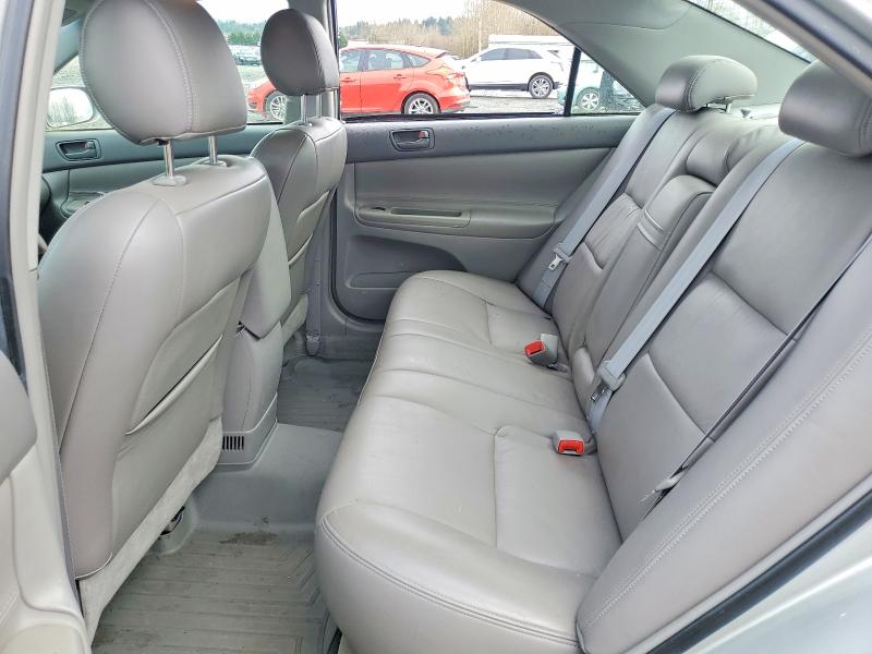 Photo 10 from auction – 2004 TOYOTA CAMRY LE with VIN 4T1BF32K14U066526