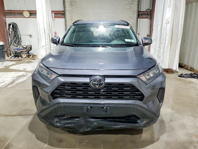 Photo 5 from auction – 2021 TOYOTA RAV4 LE with VIN 2T3G1RFV0MW150100