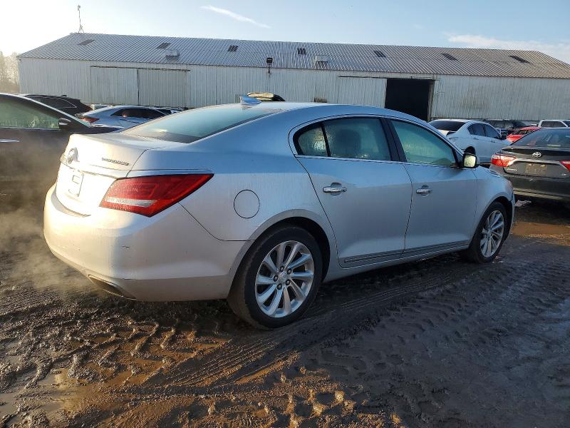 Photo 3 from auction – 2015 BUICK LACROSSE with VIN 1G4GA5G30FF344714
