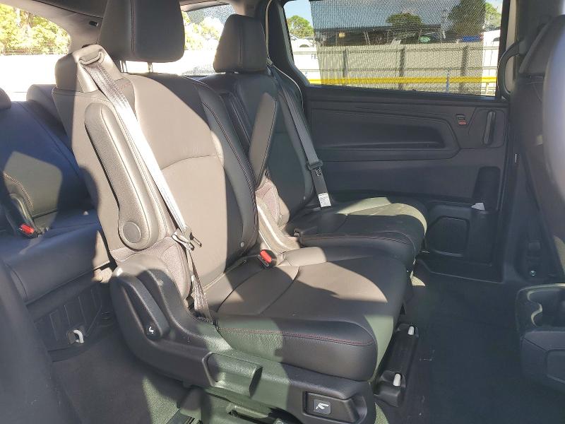 Photo 11 from auction – 2024 HONDA ODYSSEY with VIN 5FNRL6H79RB070257