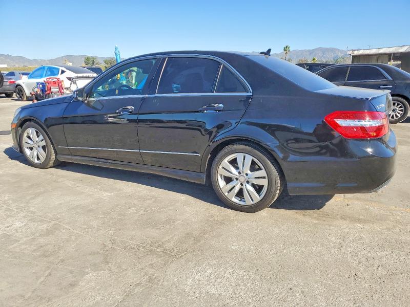 Photo 2 from auction – 2013 MERCEDES-BENZ E 350 BLUE with VIN WDDHF2EB6DA740519