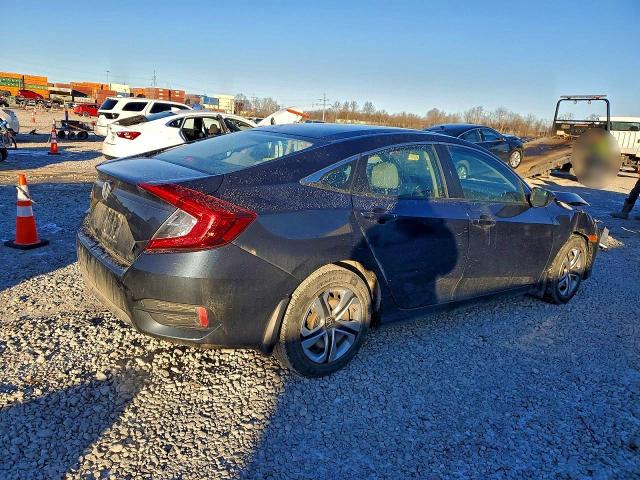 Photo 3 from auction – 2018 HONDA CIVIC LX with VIN 2HGFC2F54JH552633