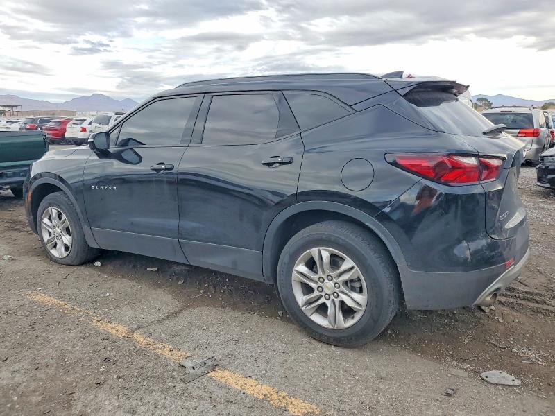 Photo 2 from auction – 2020 CHEVROLET BLAZER with VIN 3GNKBCRS8LS696961