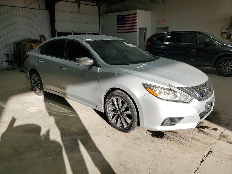 Photo 4 from auction – 2017 NISSAN ALTIMA 2.5 with VIN 1N4AL3AP7HC177993