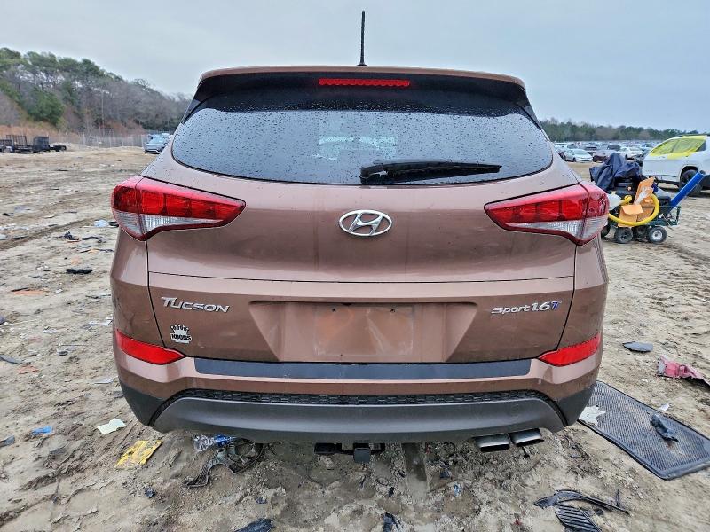 Photo 6 from auction – 2016 HYUNDAI TUCSON with VIN KM8J33A25GU096025