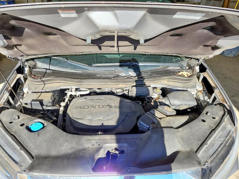 Photo 11 from auction – 2022 HONDA RIDGELINE with VIN 5FPYK3F55NB003588
