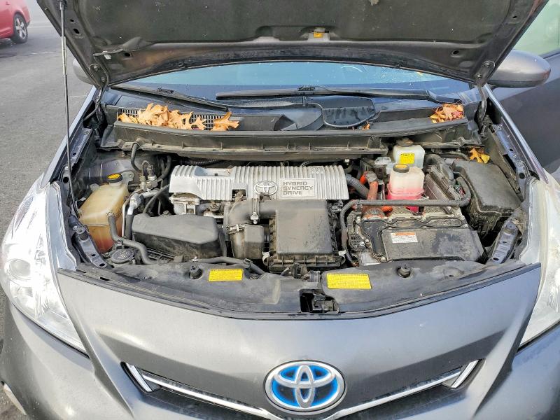Photo 12 from auction – 2014 TOYOTA PRIUS V with VIN JTDZN3EU4EJ001272