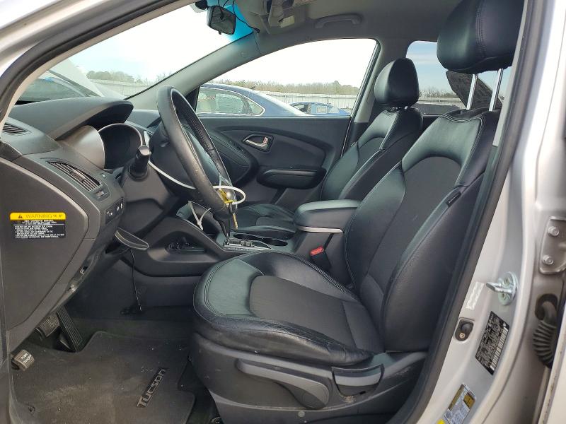 Photo 7 from auction – 2012 HYUNDAI TUCSON GLS with VIN KM8JU3AC7CU498905