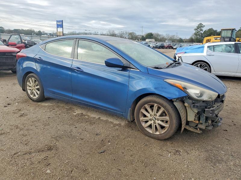 Photo 4 from auction – 2015 HYUNDAI ELANTRA with VIN KMHDH4AE6FU423688
