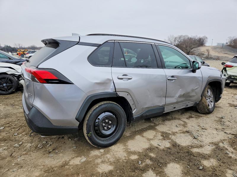 Photo 3 from auction – 2023 TOYOTA RAV4 with VIN 2T3W1RFV7PC218684