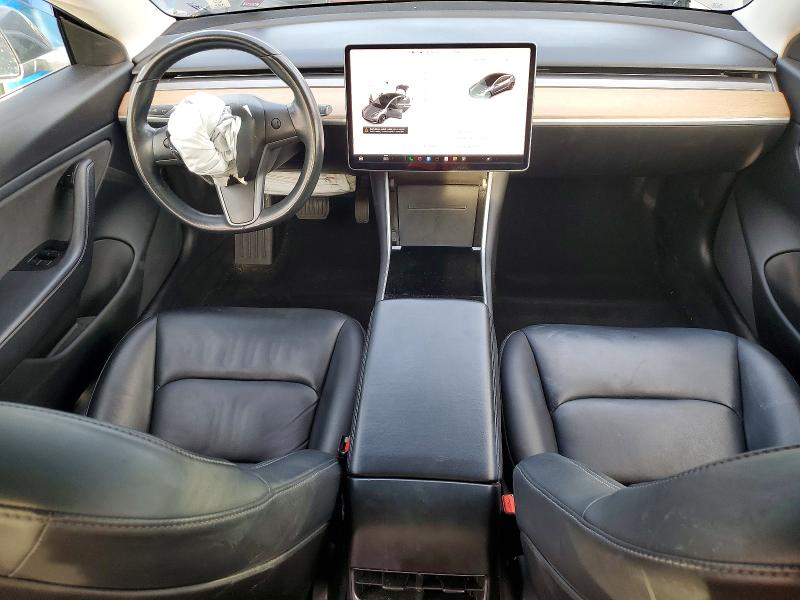 Photo 8 from auction – 2018 TESLA MODEL 3 with VIN 5YJ3E1EB8JF089916