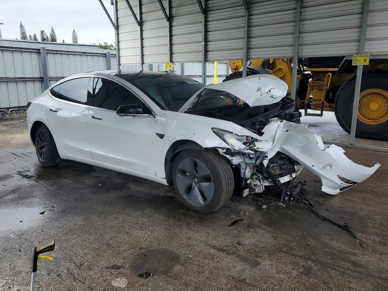 Photo 4 from auction – 2019 TESLA MODEL 3 with VIN 5YJ3E1EA3KF417722
