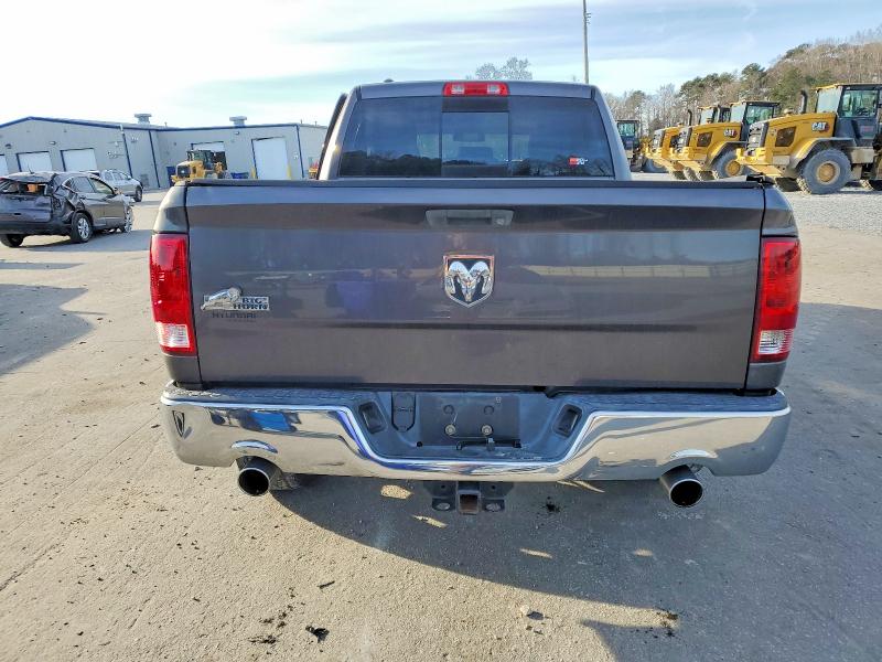 Photo 6 from auction – 2015 RAM 1500 with VIN 1C6RR6GTXFS521716