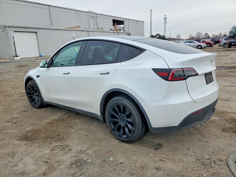 Photo 2 from auction – 2023 TESLA MODEL Y with VIN 7SAYGDEE8PA058203