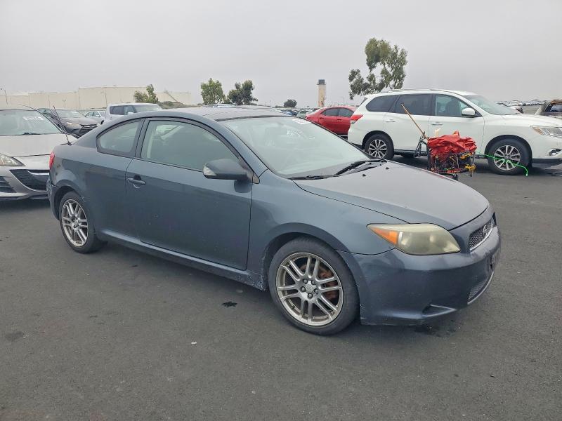 Photo 4 from auction – 2005 TOYOTA SCION TC with VIN JTKDE167350053918