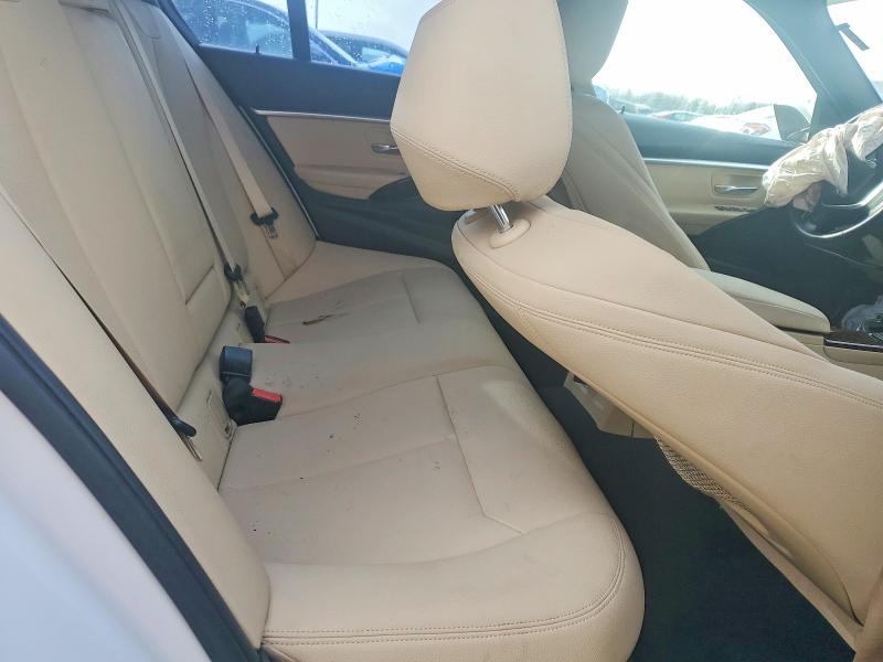Photo 10 from auction – 2017 BMW 330 I with VIN WBA8B9G34HNU55995
