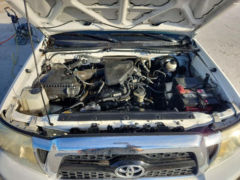 Photo 11 from auction – 2011 TOYOTA TACOMA PRE with VIN 5TFTX4GN1BX005171
