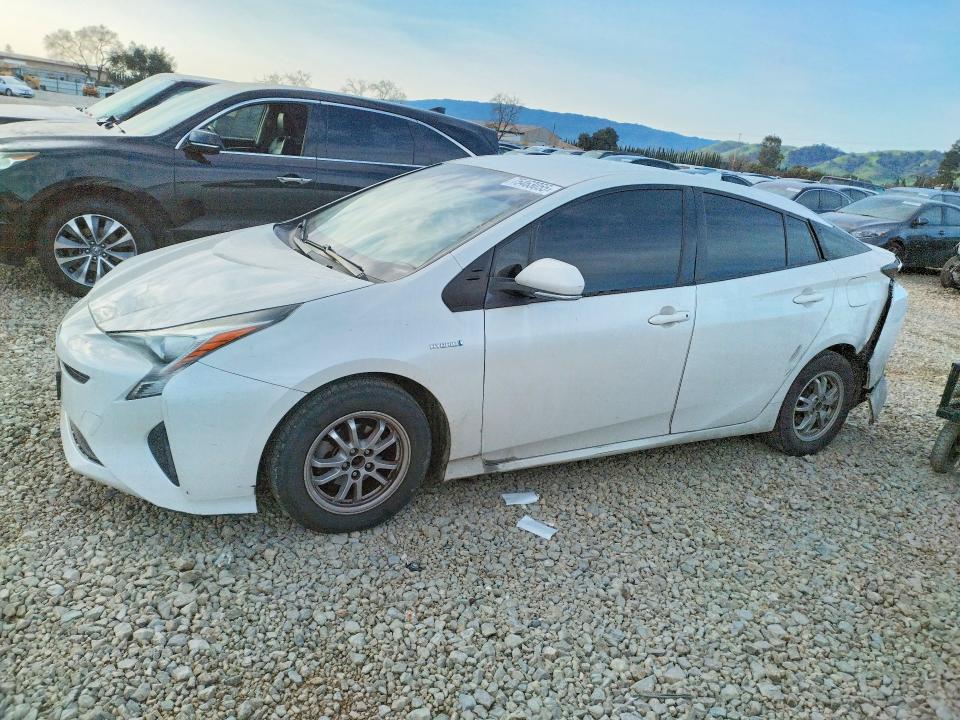 TOYOTA PRIUS 2018 with VIN JTDKBRFU3J3072506 - Photo from auction