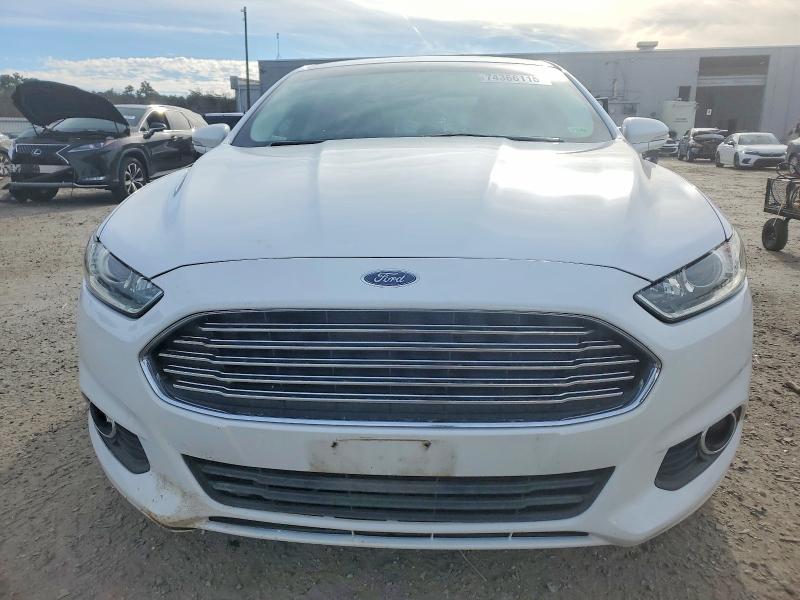 Photo 5 from auction – 2016 FORD FUSION SE with VIN 3FA6P0H70GR288335