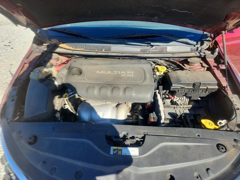 Photo 11 from auction – 2015 CHRYSLER 200 LIMITE with VIN 1C3CCCAB1FN712877
