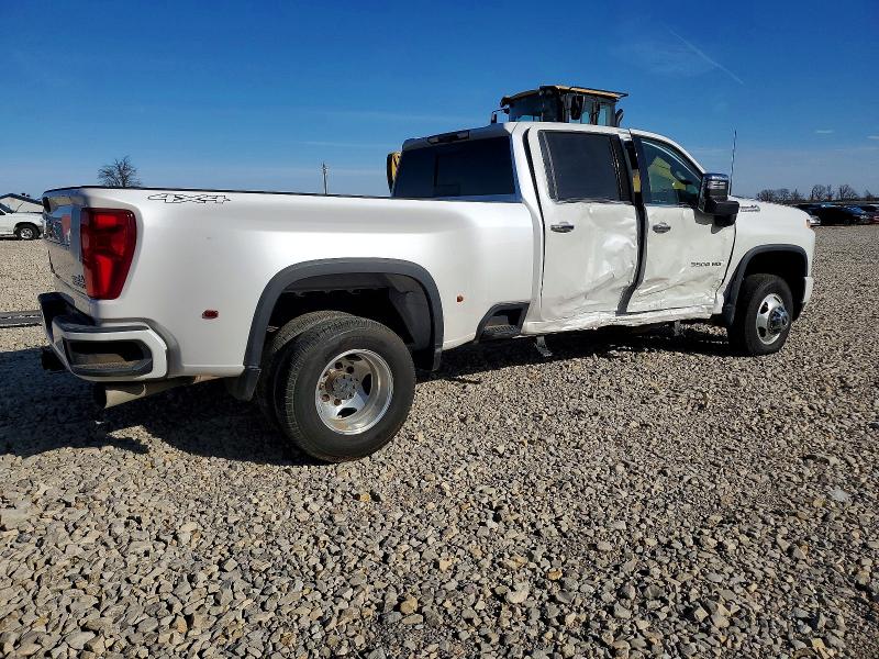 Photo 3 from auction – 2022 CHEVROLET SILVERADO with VIN 1GC4YVEY7NF347559