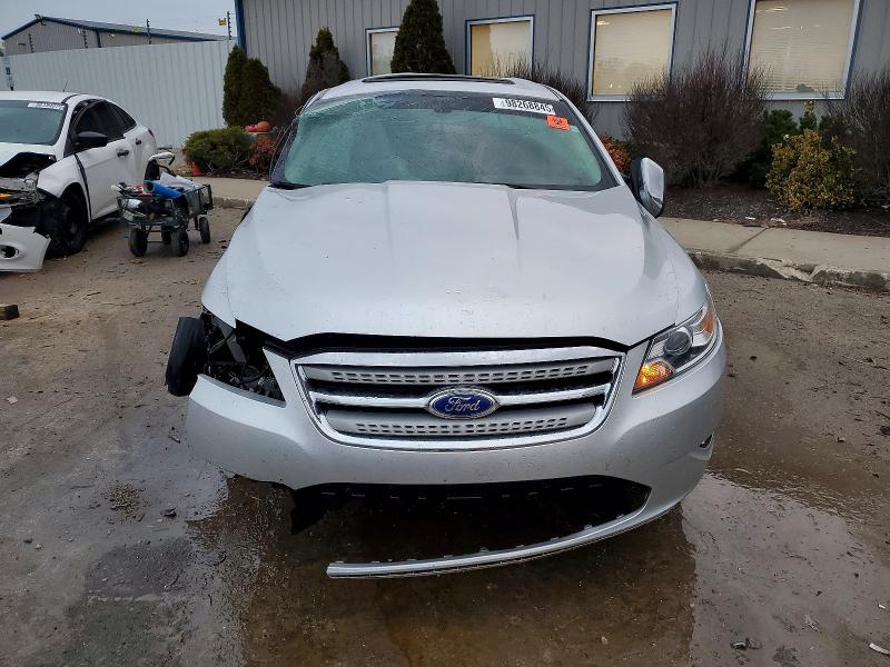 Photo 5 from auction – 2011 FORD TAURUS LIM with VIN 1FAHP2FW6BG189002