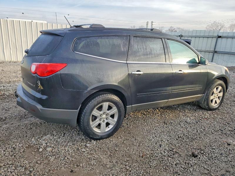 Foto 3 de la subasta – 2012 CHEVROLET TRAVERSE L con VIN 1GNKVJED8CJ300421