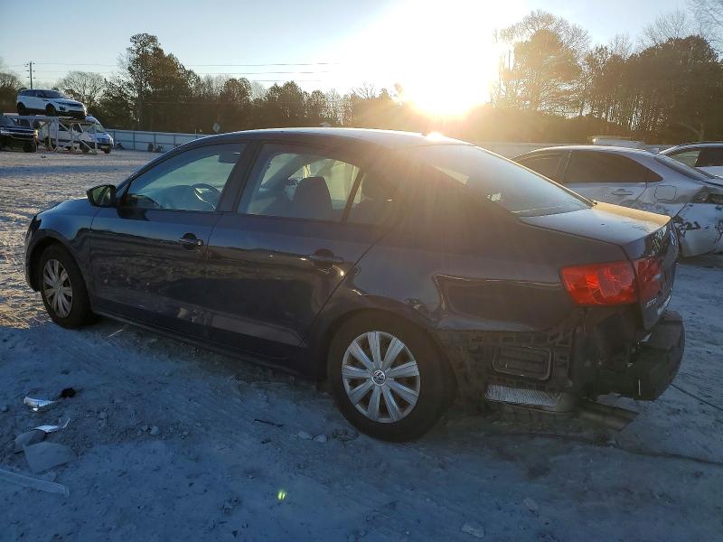 Photo 2 from auction – 2013 VOLKSWAGEN JETTA BASE with VIN 3VW2K7AJ5DM287872