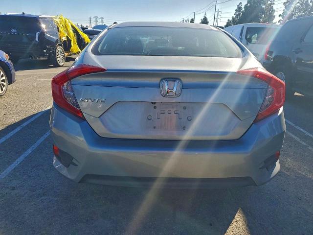 Foto 6 de la subasta – 2016 HONDA CIVIC EX con VIN 19XFC2F73GE209199