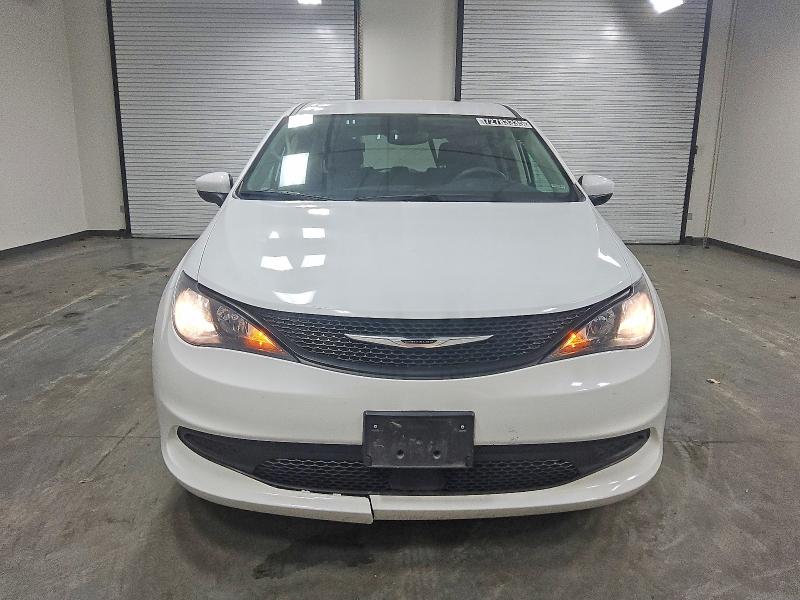 Photo 5 from auction – 2023 CHRYSLER VOYAGER LX with VIN 2C4RC1CG0PR526478