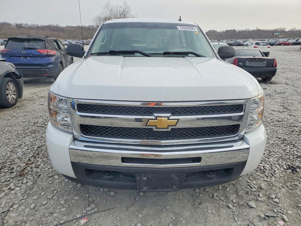 Photo 5 from auction – 2009 CHEVROLET SILVERADO with VIN 1GCEC14X69Z121960