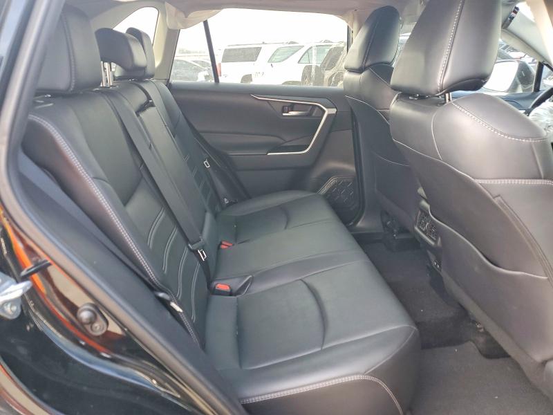 Photo 10 from auction – 2021 TOYOTA RAV4 with VIN 2T3C1RFV7MC133441