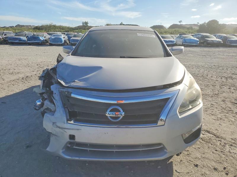 Photo 5 from auction – 2013 NISSAN ALTIMA 2.5 with VIN 1N4AL3AP7DC197140