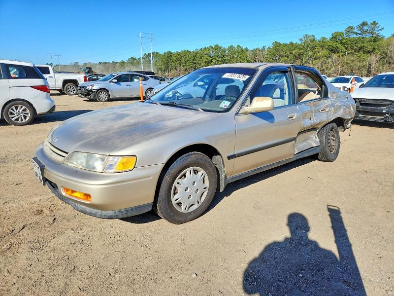HONDA ACCORD 1995 with VIN JHMCD5632SC047658 - Photo from auction