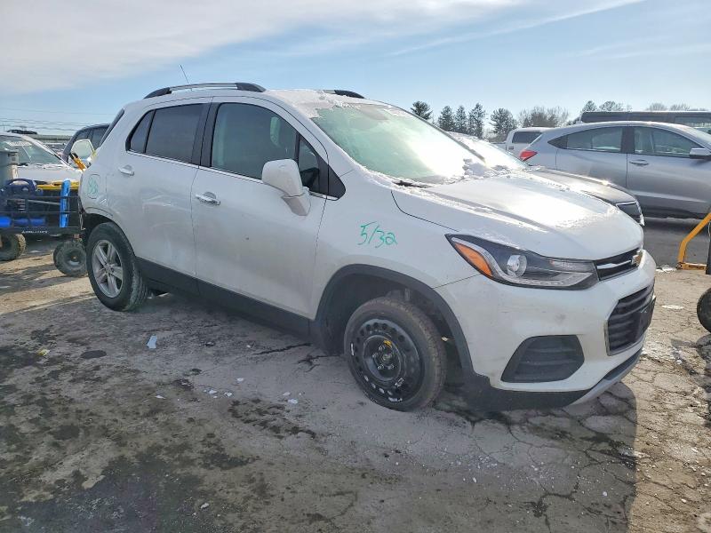 Photo 4 from auction – 2019 CHEVROLET TRAX with VIN KL7CJLSB0KB882656